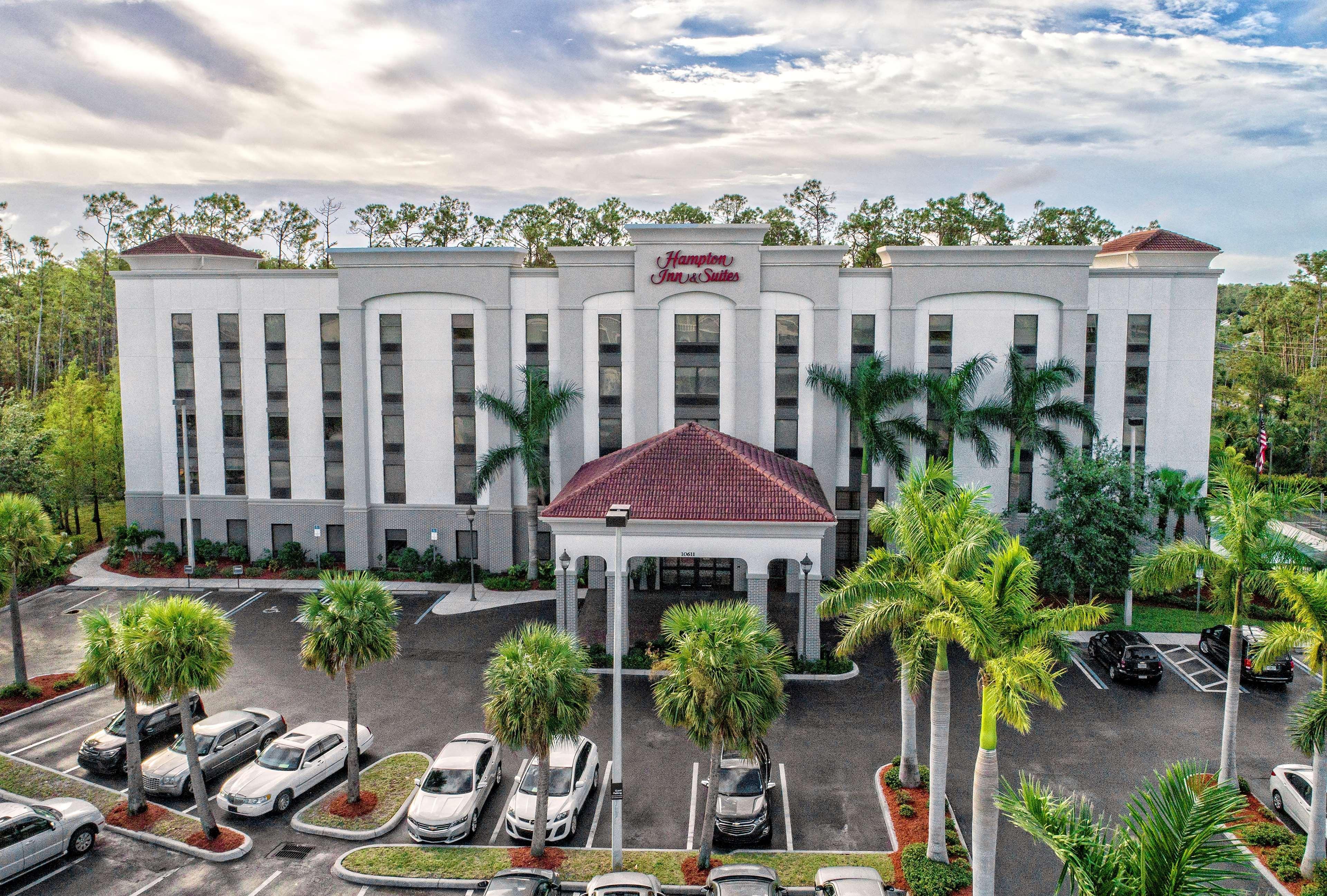Hampton Inn & Suites Fort Myers Estero Bagian luar foto