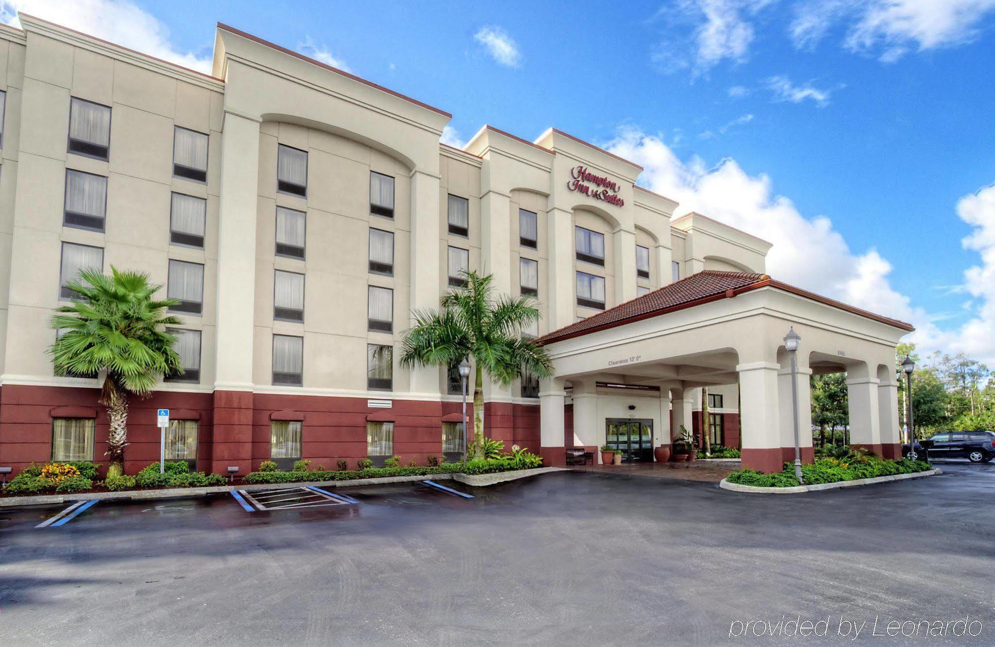 Hampton Inn & Suites Fort Myers Estero Bagian luar foto