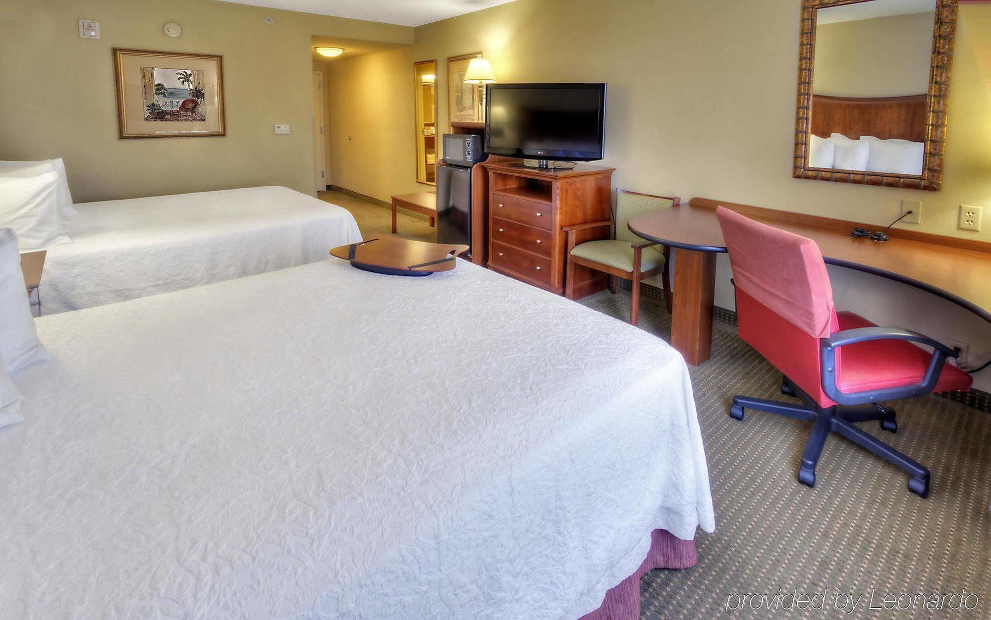 Hampton Inn & Suites Fort Myers Estero Bagian luar foto